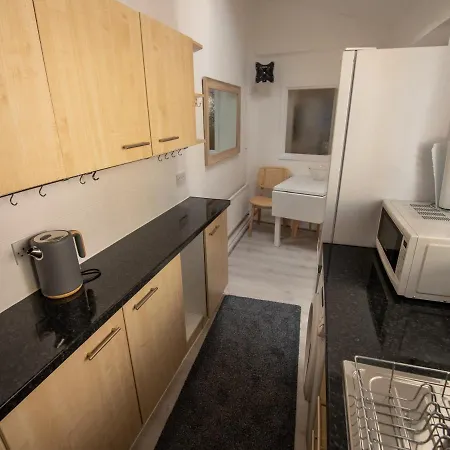 North Bay Holiday Apartment With Internet, Smart Tv'S And Patio Area Scarborough Exterior photo